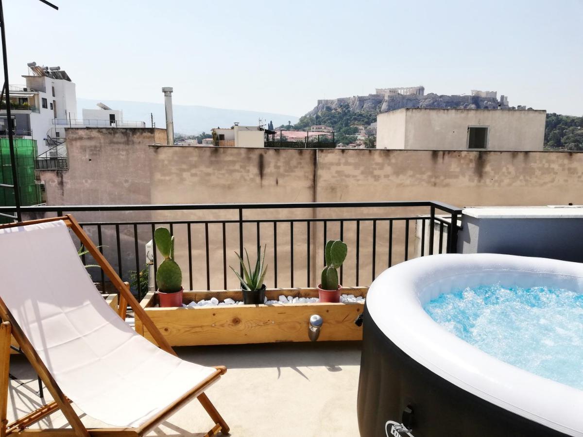 As Jacuzzi On Privet Roof Top With Acropolis View Apartment Athens Ngoại thất bức ảnh